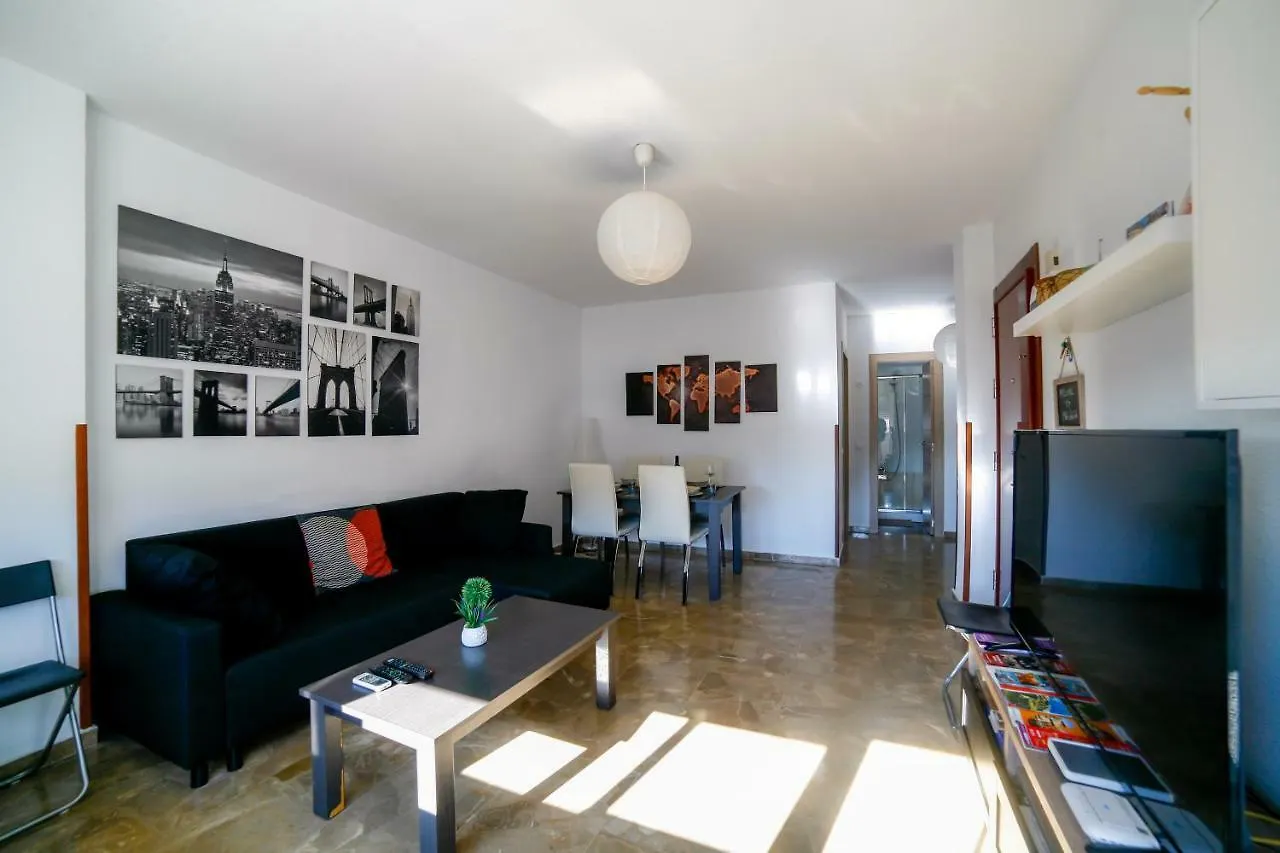 דירות El Quinto Pino Malaga Centro ספרד